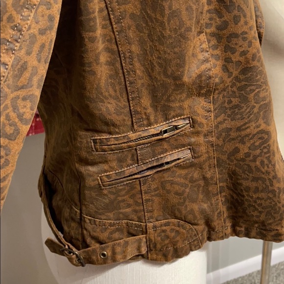Kut from the Kloth Jacket Leopard Bomber Small - Picture 3 of 6
